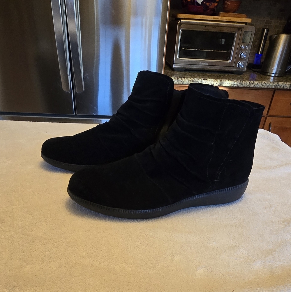 Munro Scout Black Suede Leather Comfort Ankle Boots Women's Size 9.5M